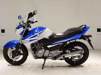 Suzuki GSR250