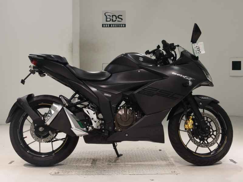 Suzuki Gixxer 250SF