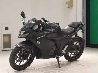 Suzuki Gixxer 250SF