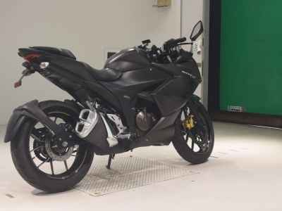 Suzuki Gixxer 250SF