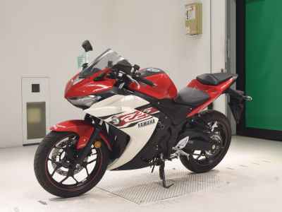 Yamaha YZF-R25 2015
