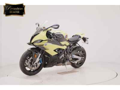 BMW M1000RR 2022