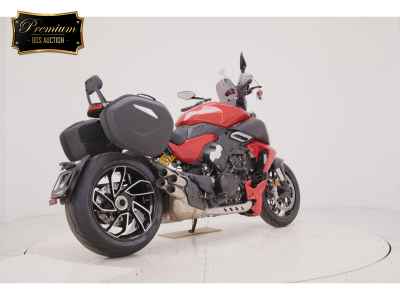 Ducati Diavel 2024