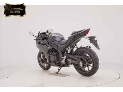 Honda CBR400R 2024
