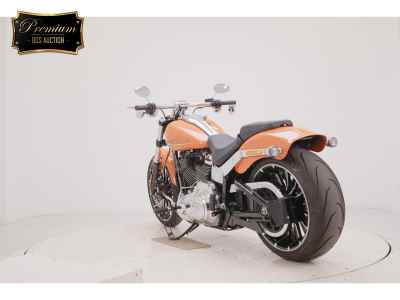 Harley-Davidson Breakout FXBR1920 2023