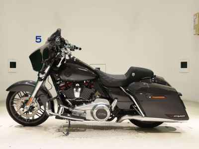 Harley-Davidson FLHXSE1920 CVO 2020