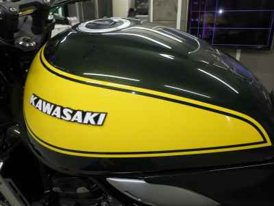 Kawasaki Z900RS 2023