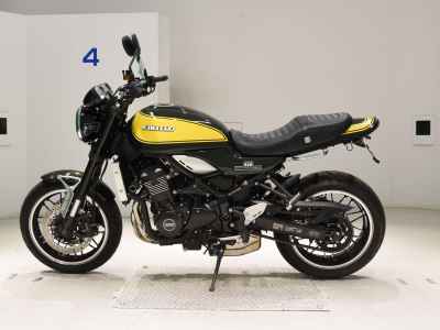 Kawasaki Z900RS 2023