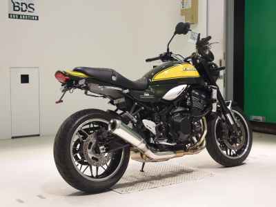 Kawasaki Z900RS 2023