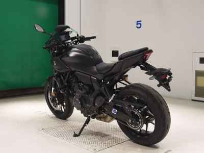 Yamaha MT-07 2025
