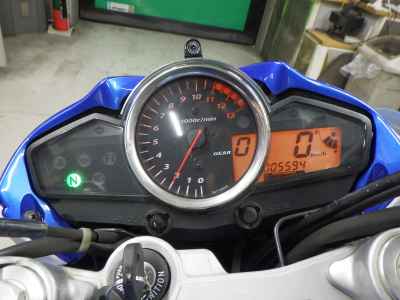 Suzuki GSR250
