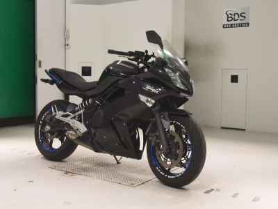 Kawasaki Ninja 400R 2011