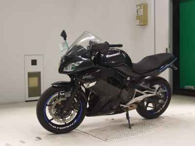 Kawasaki Ninja 400R 2011