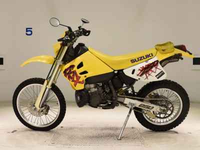Suzuki RMX250S