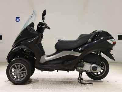 Piaggio MP3 250