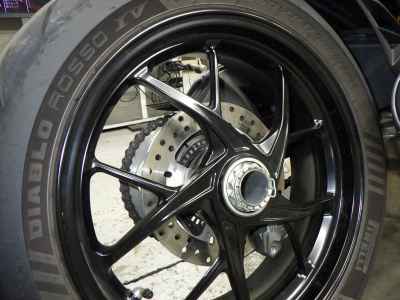 Ducati Streetfighter V2 2022