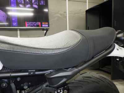 Yamaha XSR700 2022
