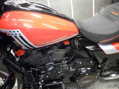 Harley-Davidson FLTRXSE1980 CVO 2025