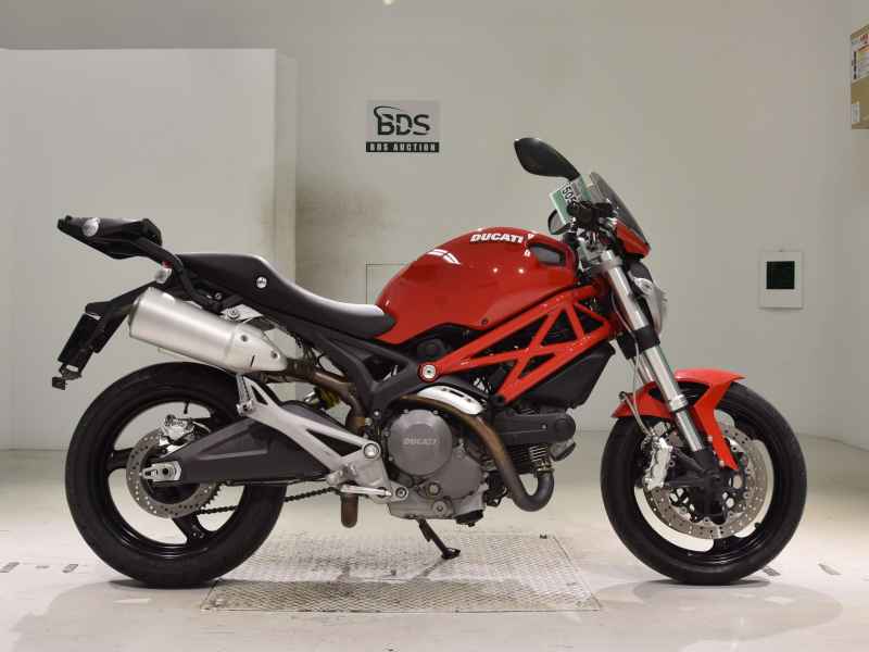 Ducati Monster 696 2009