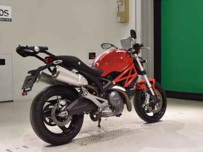 Ducati Monster 696 2009
