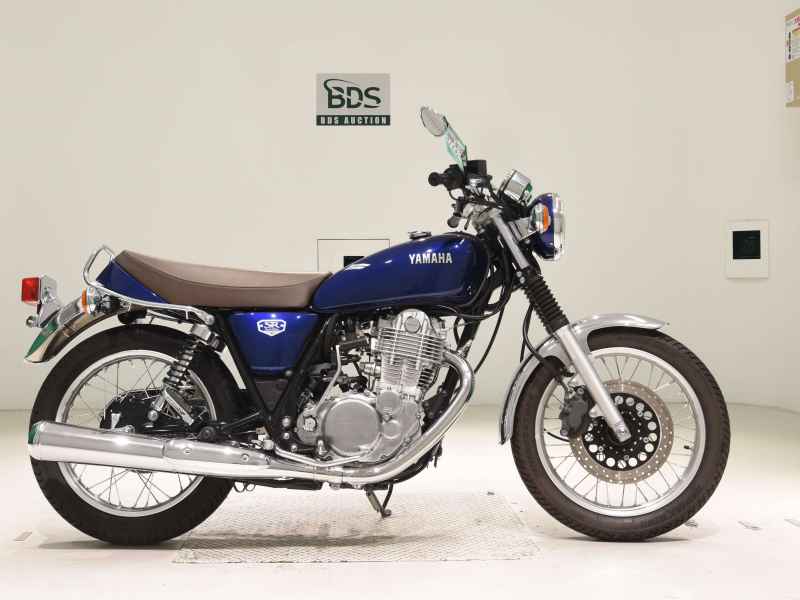 Yamaha SR400 2021
