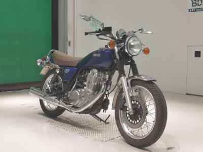 Yamaha SR400 2021
