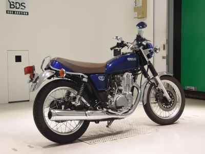 Yamaha SR400 2021