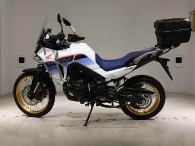 Honda Transalp 750 2024
