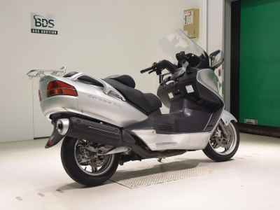 Suzuki Skywave 650 2005