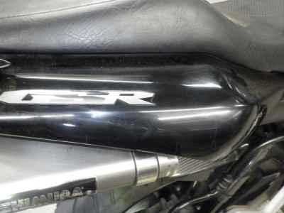 Suzuki GSR400 2011