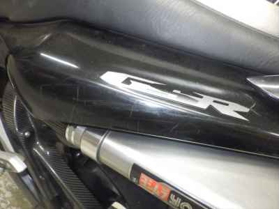 Suzuki GSR400 2011