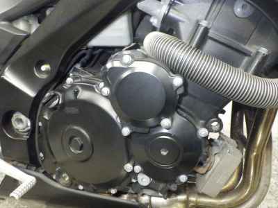 Suzuki GSR400 2011