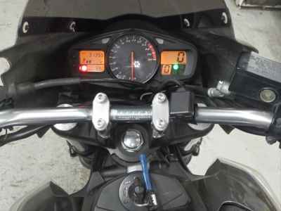 Suzuki GSR400 2011