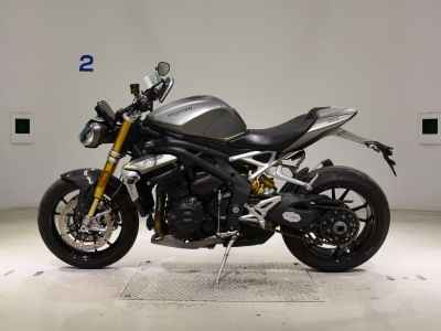 Triumph Speed Triple 1200 RS 2021