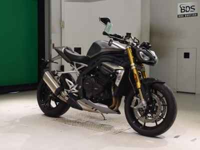 Triumph Speed Triple 1200 RS 2021