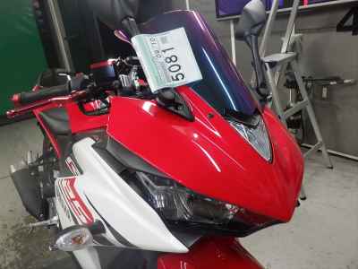Yamaha YZF-R25 2015