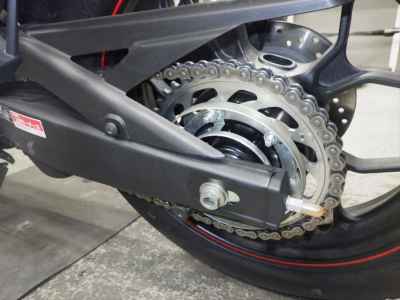 Yamaha YZF-R25 2015