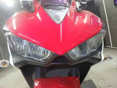 Yamaha YZF-R25 2015