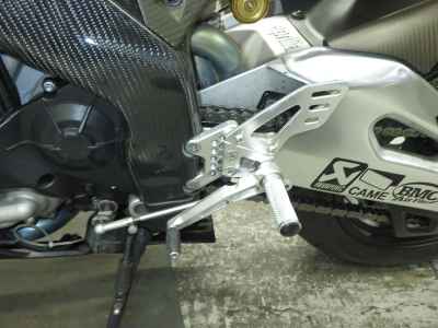 Aprilia RSV4 1000 Factory 2011