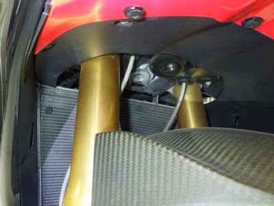 Aprilia RSV4 1000 Factory 2011
