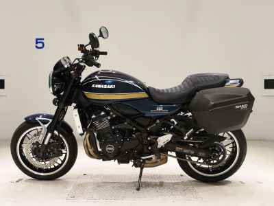 Kawasaki Z900RS 2023