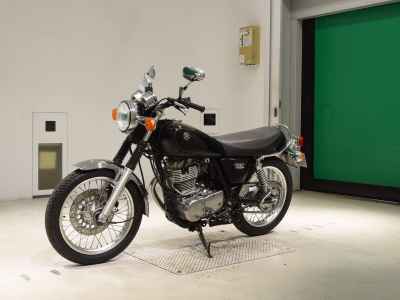 Yamaha SR400 2016