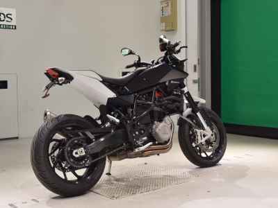 Husqvarna Nuda 900 2013