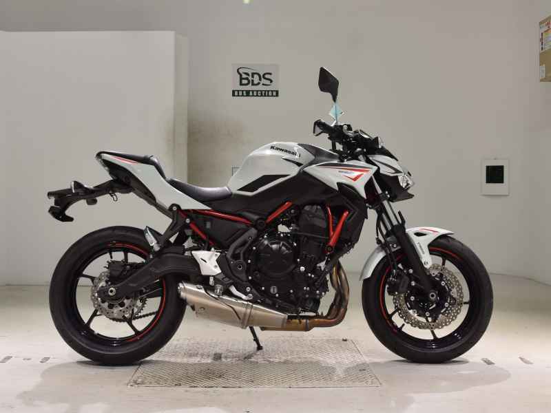 Kawasaki Z650 2022
