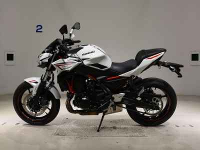 Kawasaki Z650 2022