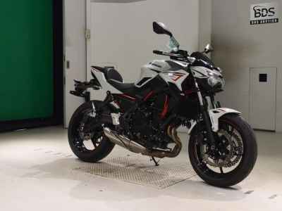Kawasaki Z650 2022