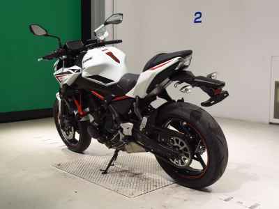 Kawasaki Z650 2022