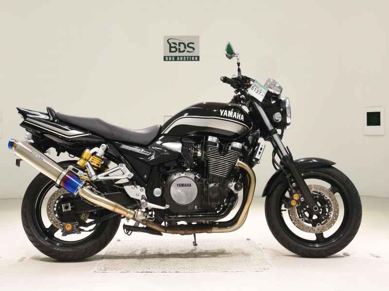 Yamaha XJR1300 2011