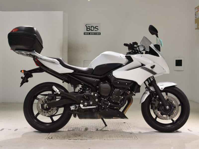 Yamaha XJ6 Diversion 2011
