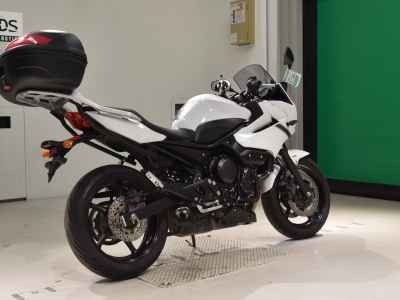 Yamaha XJ6 Diversion 2011